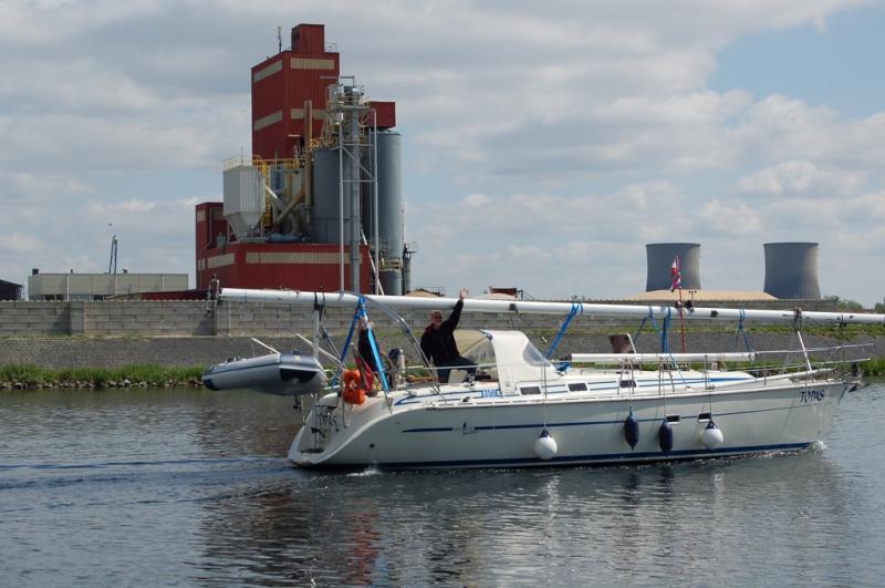 Name:  Abfahrt Wessem.jpg
Hits: 5140
Größe:  58,2 KB