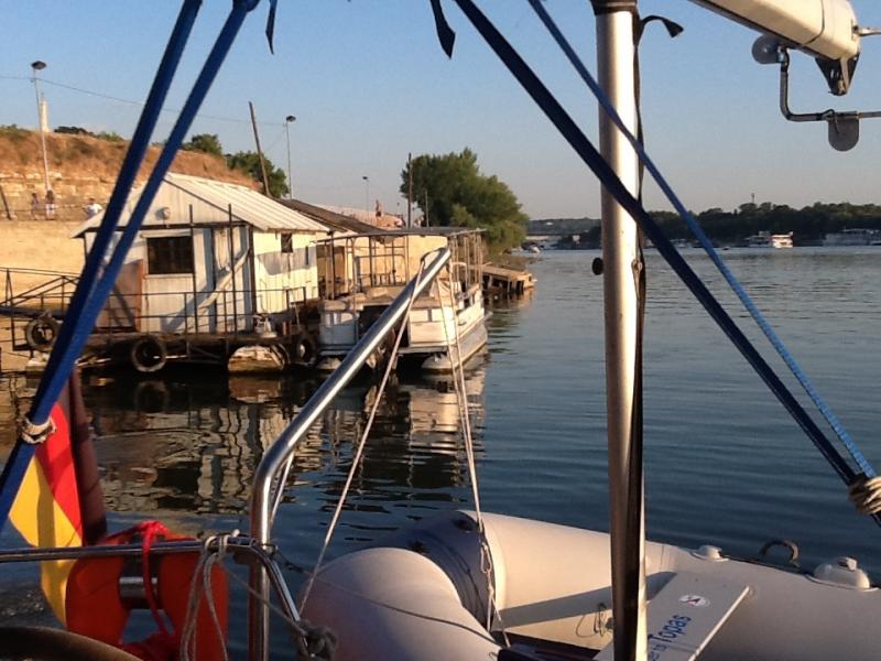 Name: image.jpg
Hits: 1059
Größe: 75,8 KB