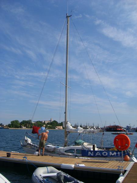 Name: STP62479.jpg
Hits: 4060
Größe: 33,2 KB