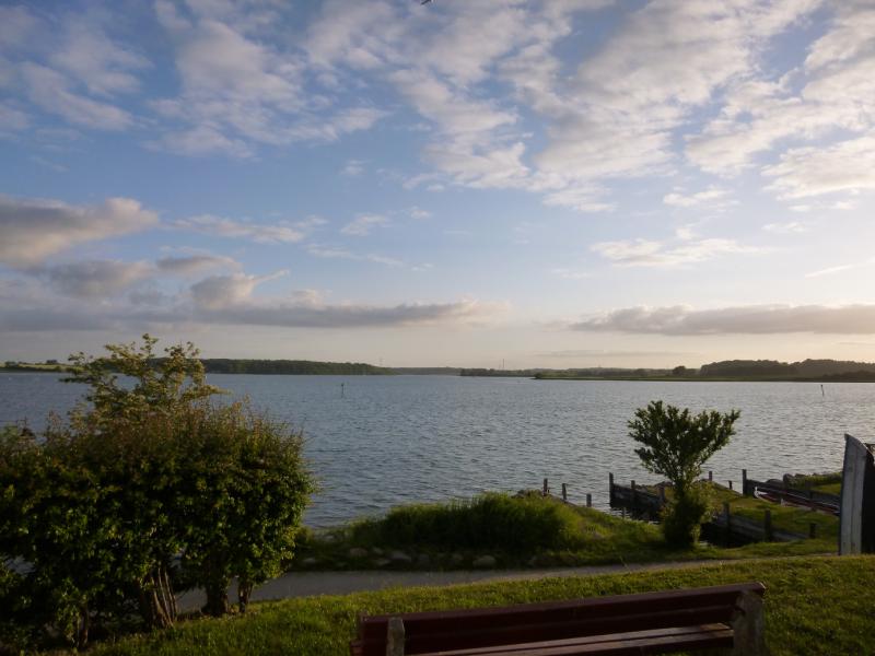 Name: P1010742_klein.jpg
Hits: 6184
Größe: 55,3 KB