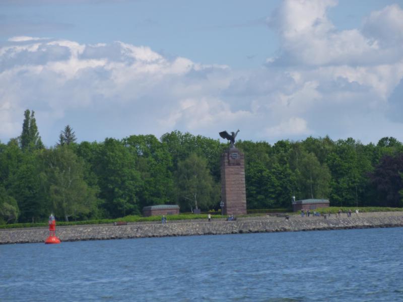 Name: P1010847_klein.jpg
Hits: 4007
Größe: 48,1 KB