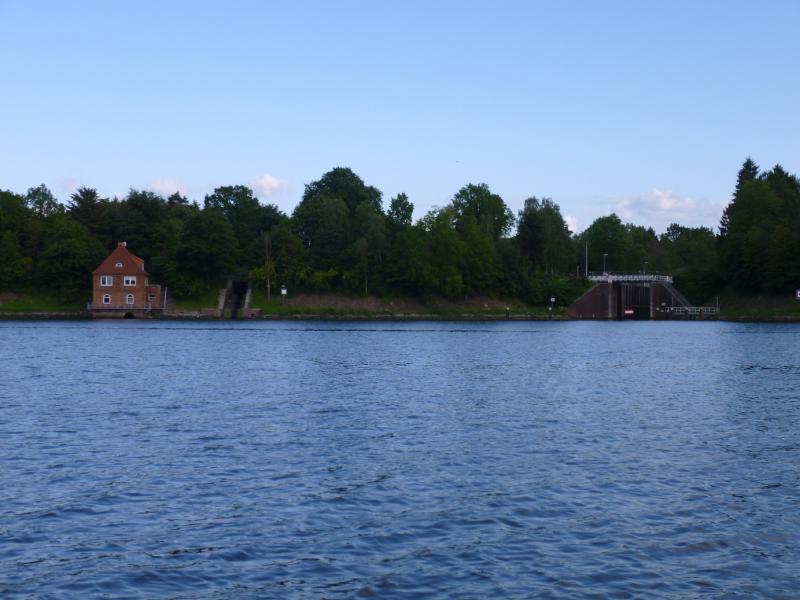 Name: P1010931_klein.jpg
Hits: 3992
Größe: 57,2 KB