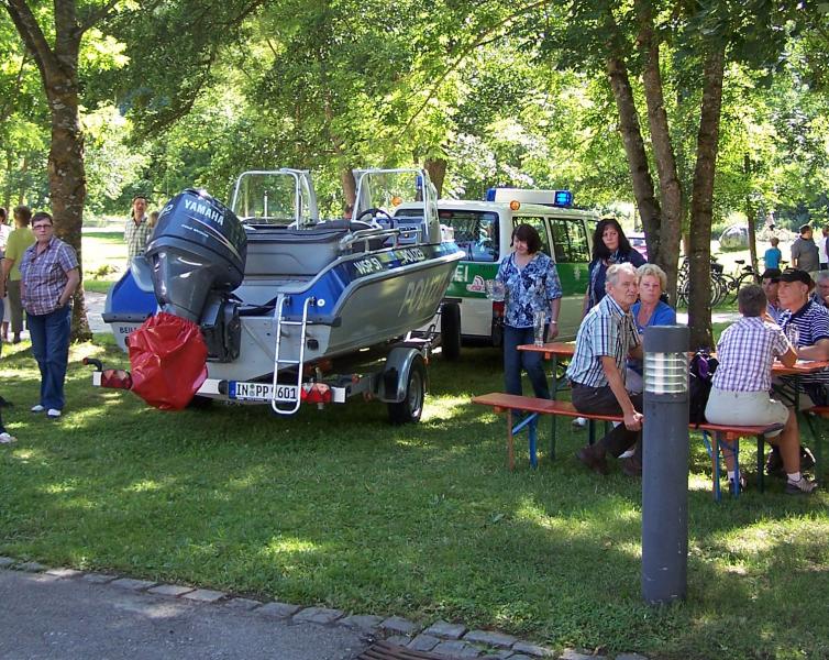Name: 1092-WaschPo-Kleinboot.jpg
Hits: 2461
Größe: 134,1 KB