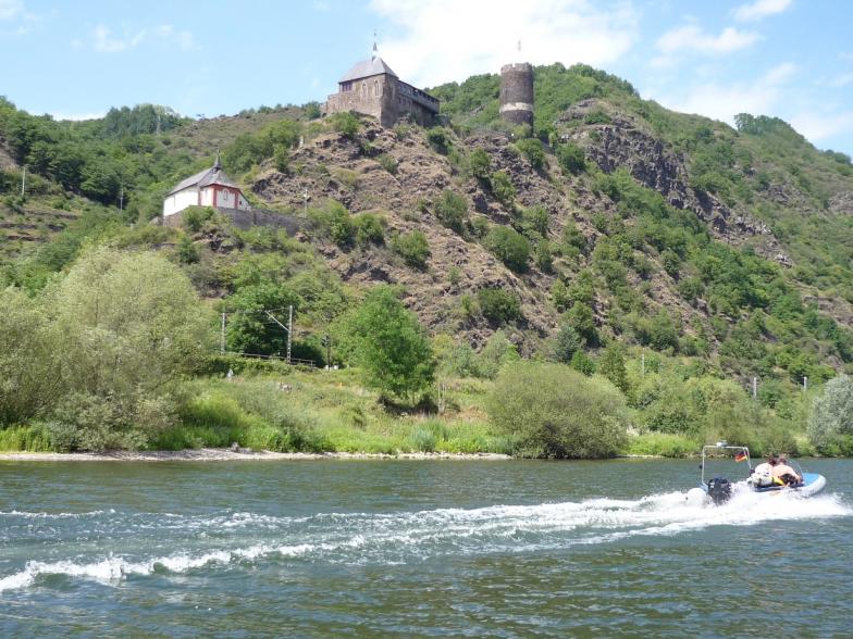 Name:  httpwww.ehrenburg.de.jpg
Hits: 10330
Größe:  100,4 KB