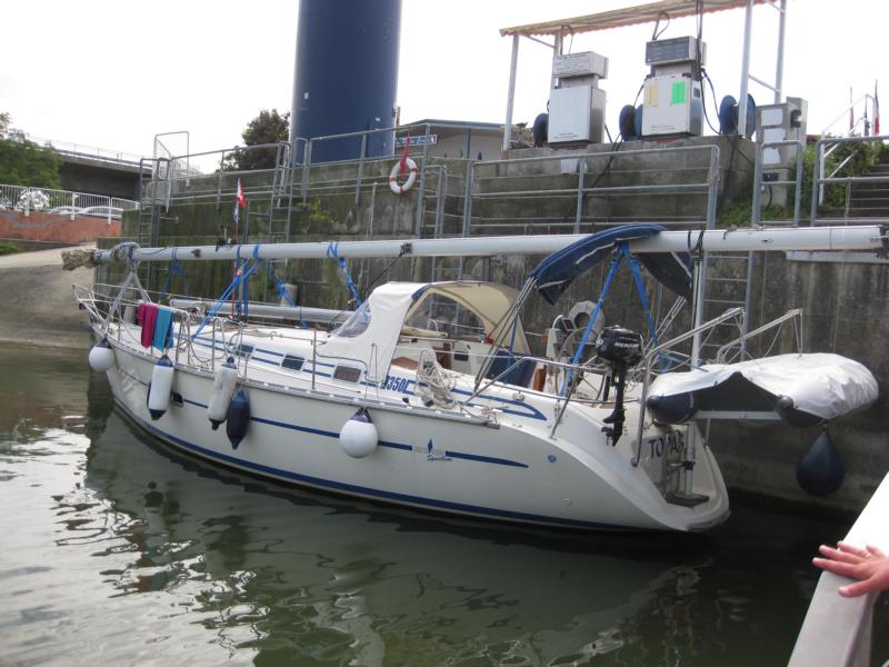 Name: K800_IMG_3312.JPG
Hits: 2425
Größe: 82,9 KB