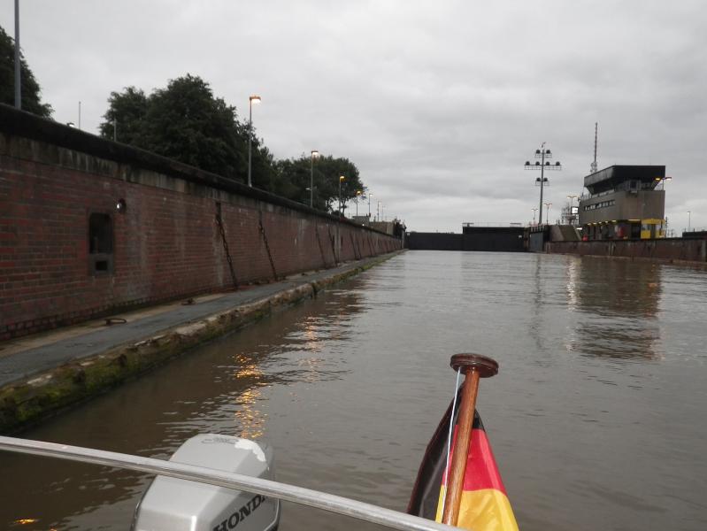 Name: IMGP0990_klein.jpg
Hits: 3591
Größe: 48,2 KB