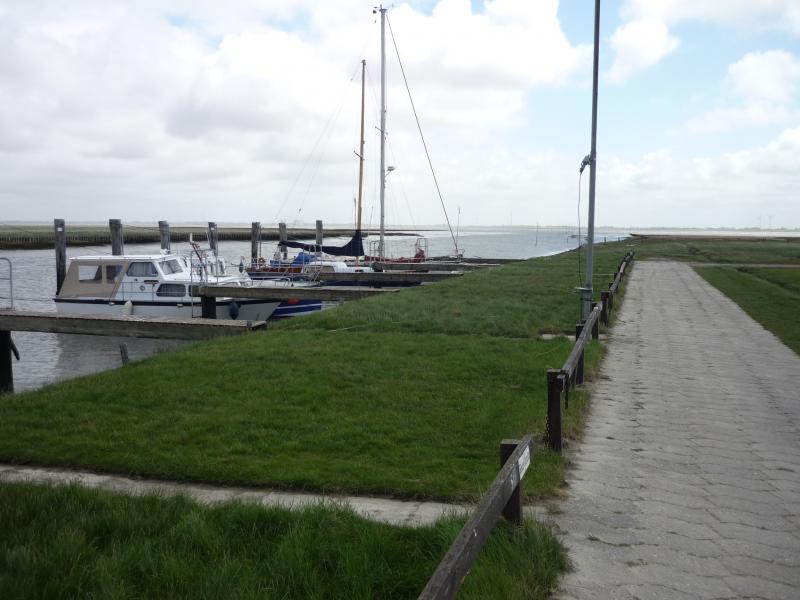 Name:  P1050250.jpg
Hits: 4005
Größe:  54,8 KB