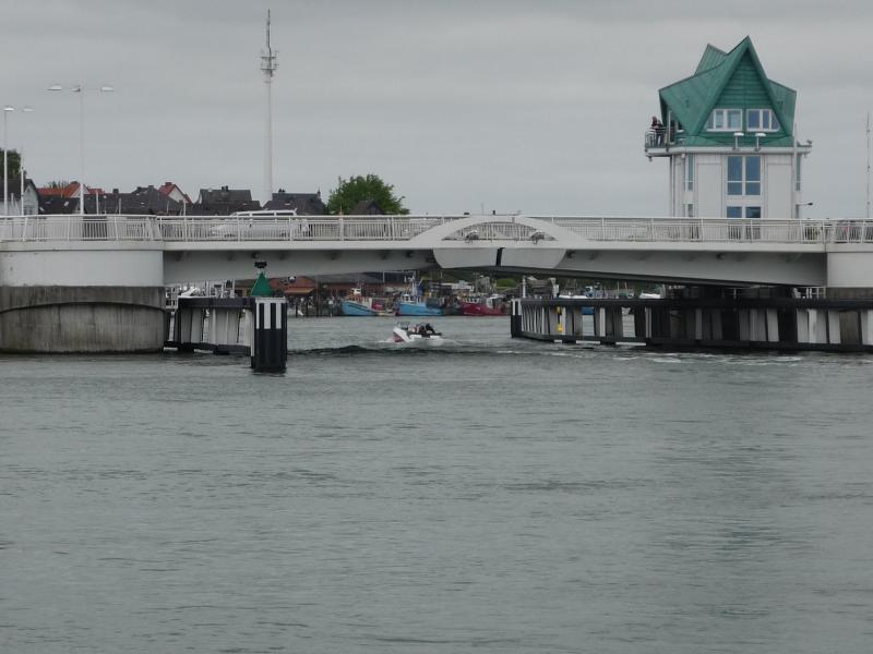 Name:  P1050270.jpg
Hits: 3928
Größe:  52,1 KB