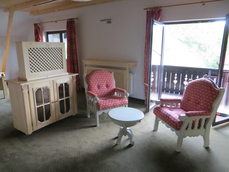 Name: K800_IMG_0065.JPG
Hits: 919
Größe: 70,4 KB