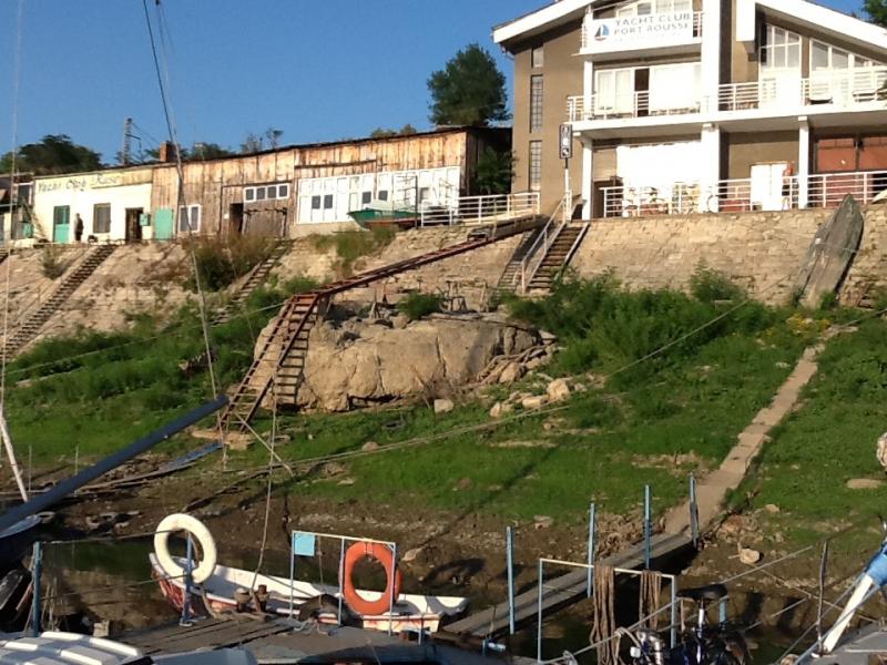 Name: image.jpg
Hits: 1491
Größe: 96,0 KB